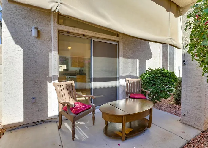 Hike, Golf & Relax: Desert Retreat In Holiday home *