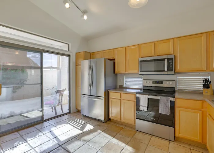 Hike, Golf & Relax: Desert Retreat In Cave Creek